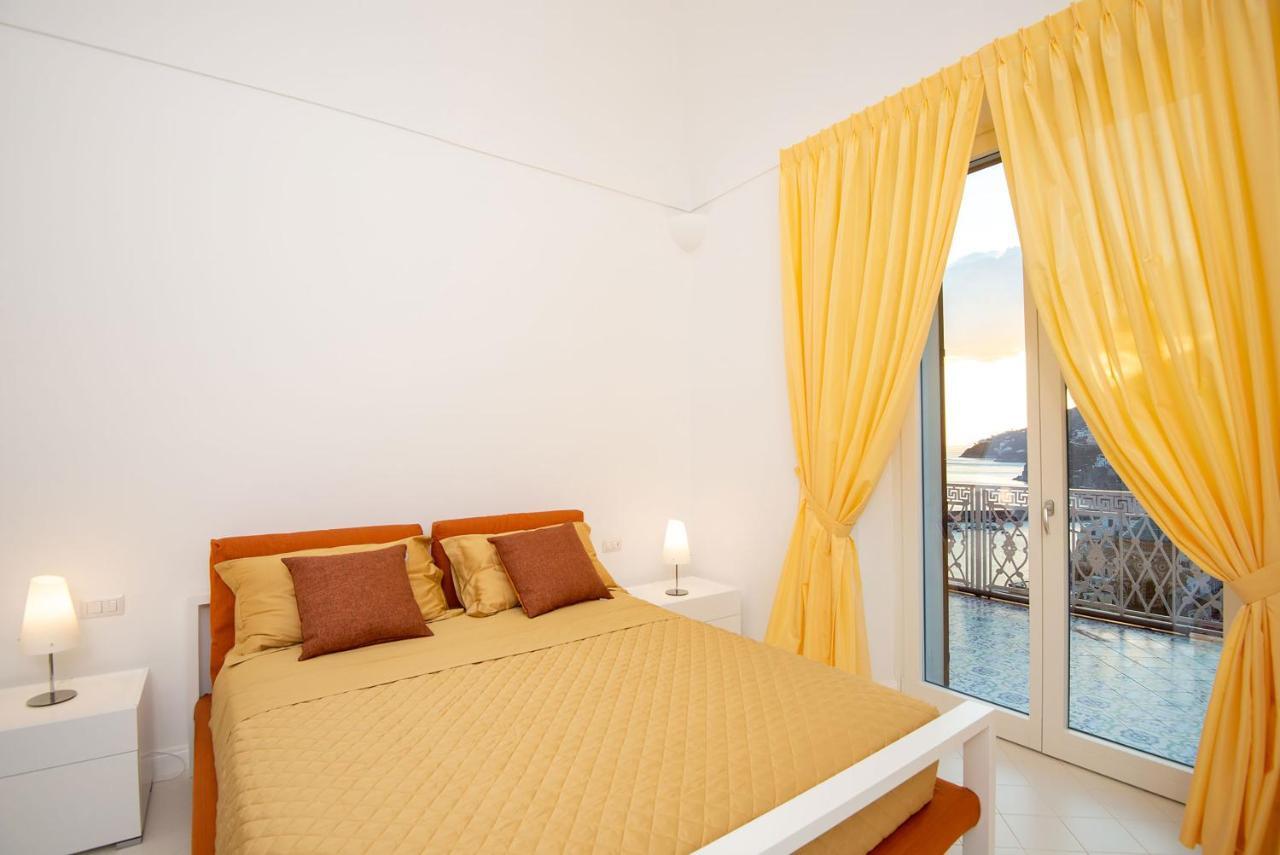 Amore Rentals - Palazzo Della Storia Amalfi Exterior photo