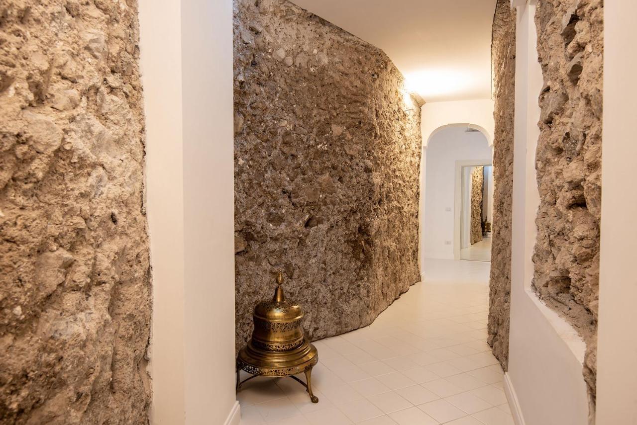 Amore Rentals - Palazzo Della Storia Amalfi Exterior photo